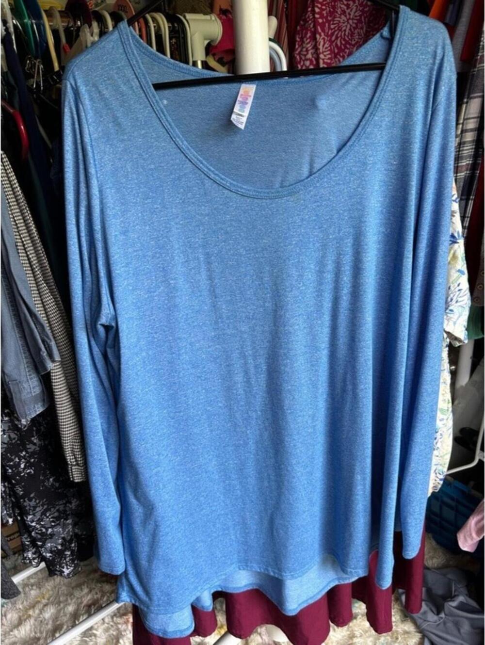 LuLaRoe Blue Long Sleeve Scoop Neck Top Size 2XL